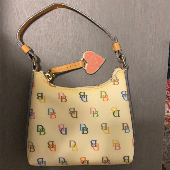 Authentic dooney& bourke - Picture 1 of 3